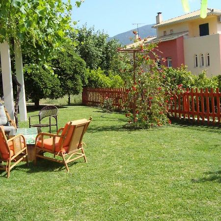 Villa'S Ground Floor Apartment With 60 Qm Swimming Pool Agios Christoforos  Exterior photo